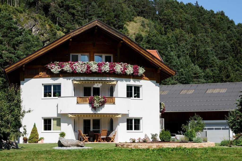 Ferienwohnung Gundolf Christine Arzl im Pitztal Zimmer foto