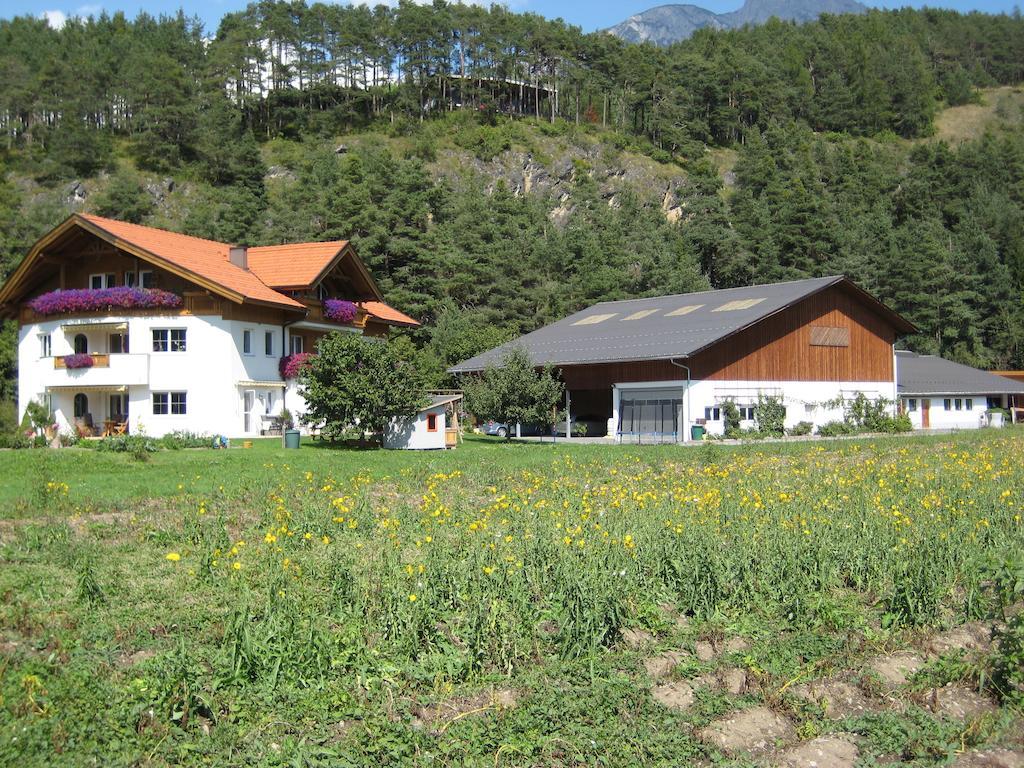 Ferienwohnung Gundolf Christine Arzl im Pitztal Zimmer foto